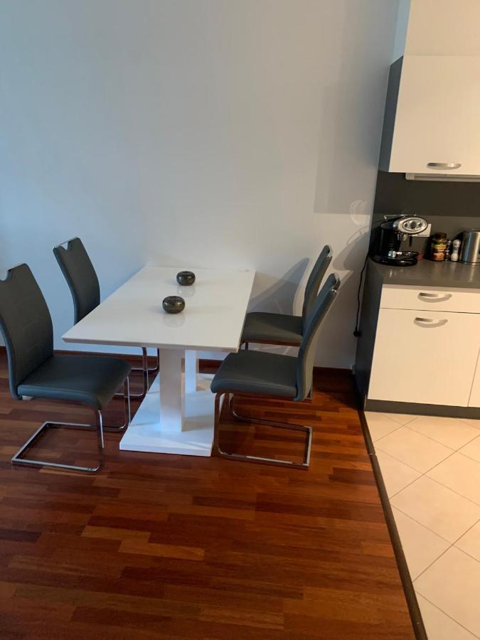 Residence Garden Tower S Balkonem, Garaz Praha Bagian luar foto