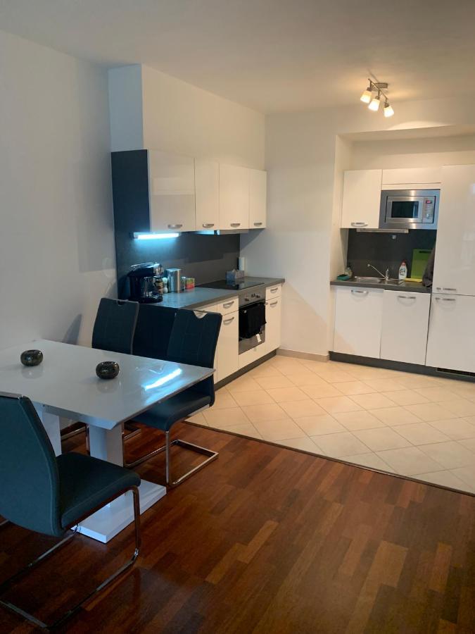 Residence Garden Tower S Balkonem, Garaz Praha Bagian luar foto